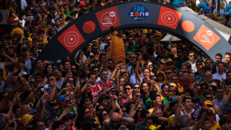 ACB fans in the Copa del Rey fan zone