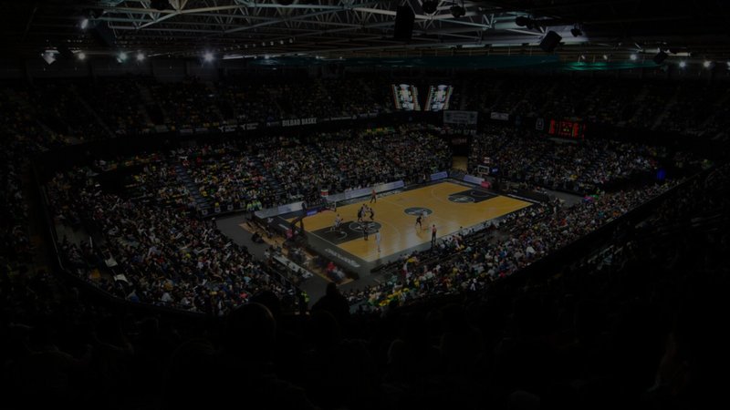 top view with public of the Bilbao Arena pavilion